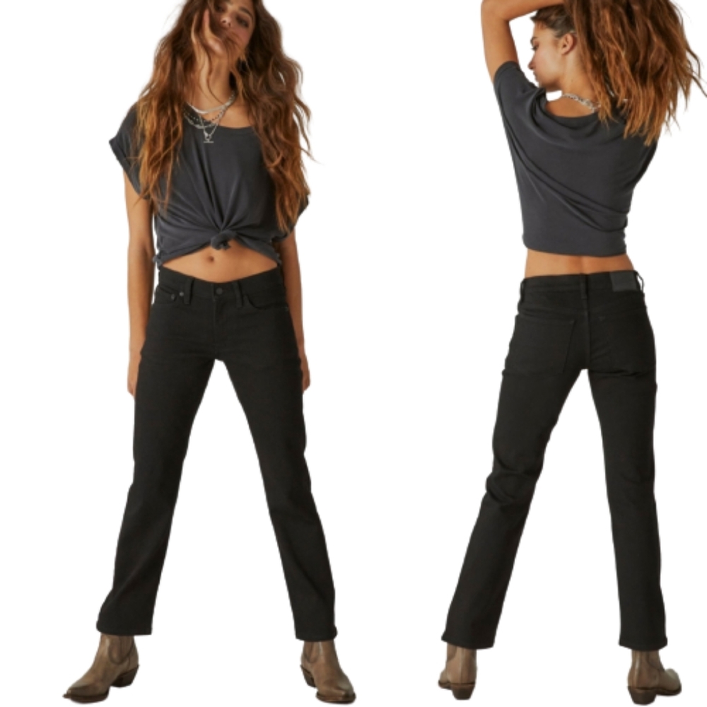Lucky Brand Mid Rise Sweet Straight Jeans in Clean Black